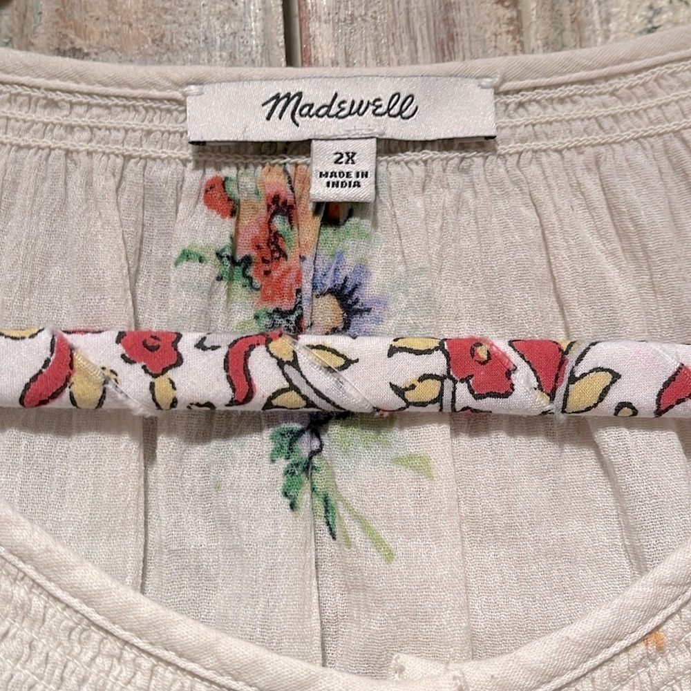 EUC Madewell Smocked Button-Down Top /2X, Nosegay Floral Antique Lace/ - Picture 2 of 6